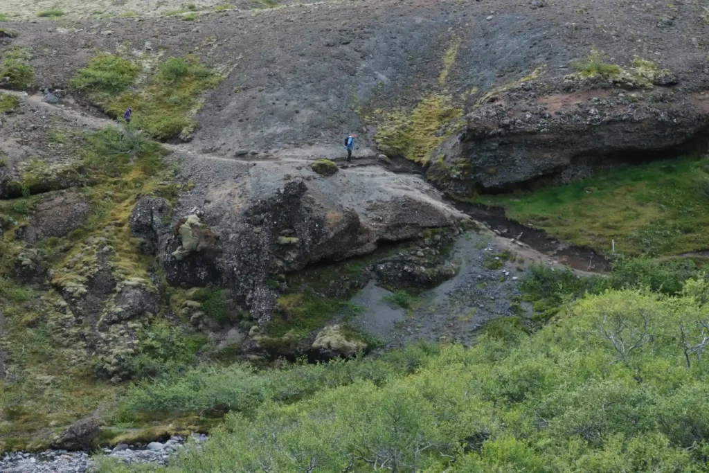descent-to-stream-on-mulagljufur-hike